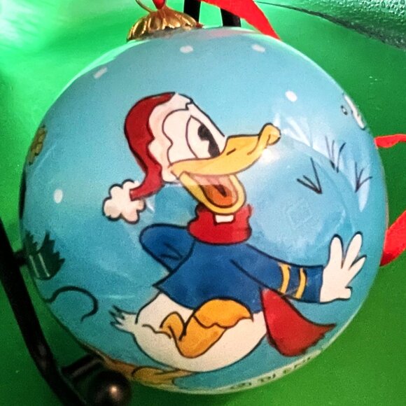 Disney Inside Reverse Painted Glass Christmas Ornament Mickey Minnie Donald Goof - Picture 10 of 12